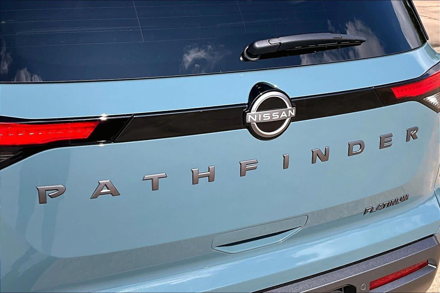 New 2026 Baltic Teal Pearl Nissan Platinum image 8