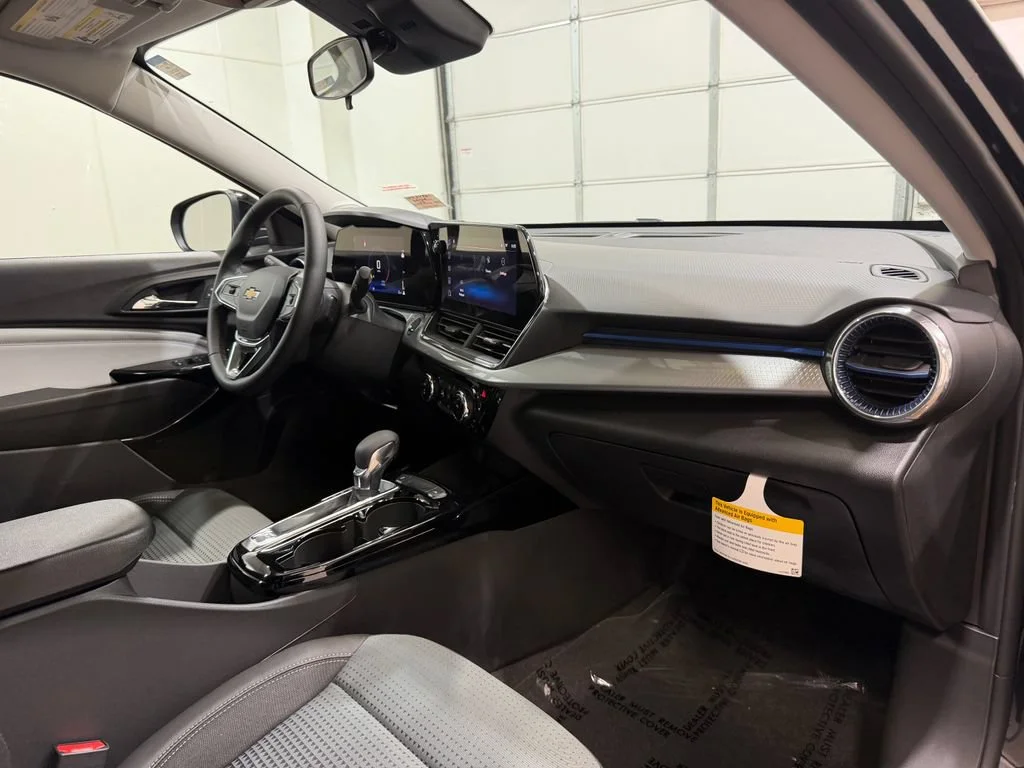 2026 Chevrolet Trax LT - Photo 26