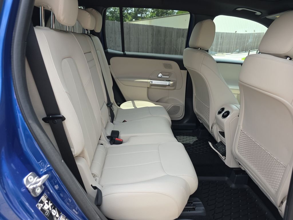 New 2026 Blue Mercedes-Benz GLB 250 image 15