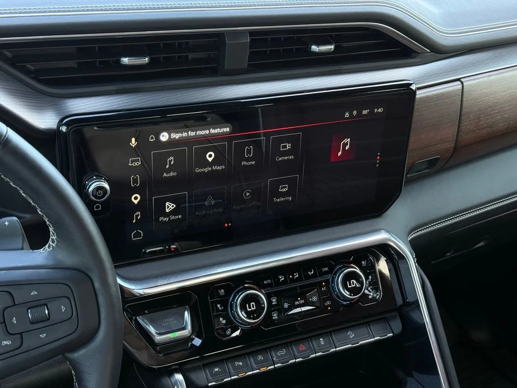 Used 2025 Black GMC Denali Ultimate image 14