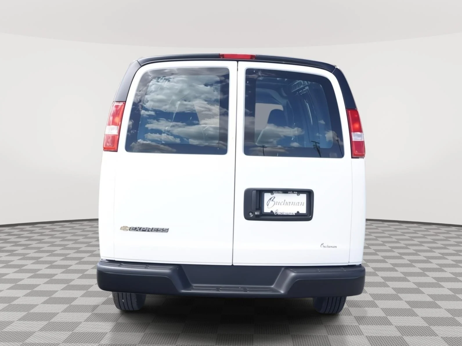 New 2026 Summit White Chevrolet WT image 4