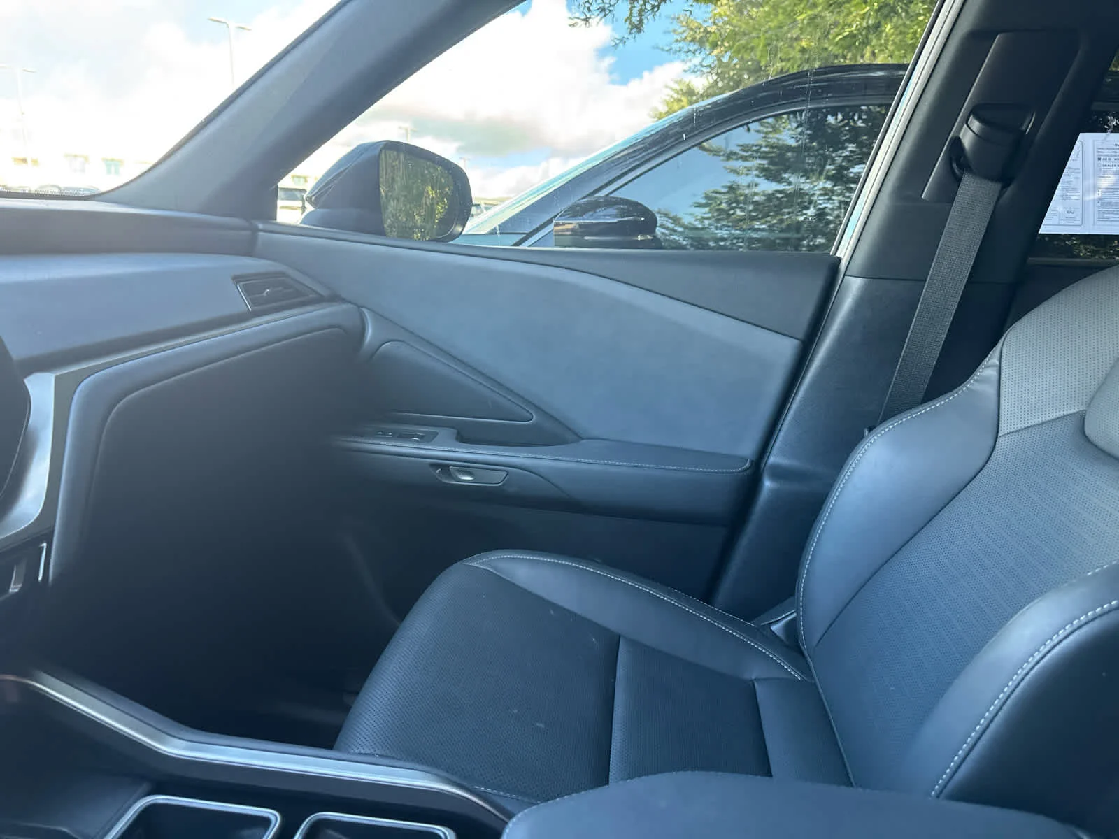 Certified Used 2025 Caviar Lexus Premium image 15