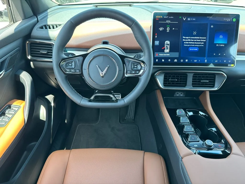 2025 VinFast VF 8 Plus - Photo 22