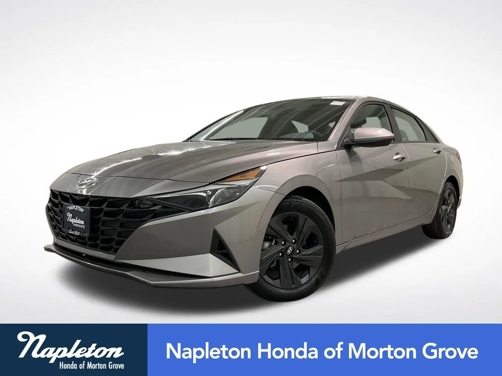 Used 2023 Fluid Metal Hyundai SEL image 1