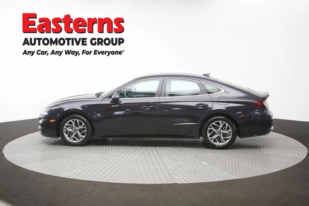 Used 2023 Blue Hyundai SEL image 60
