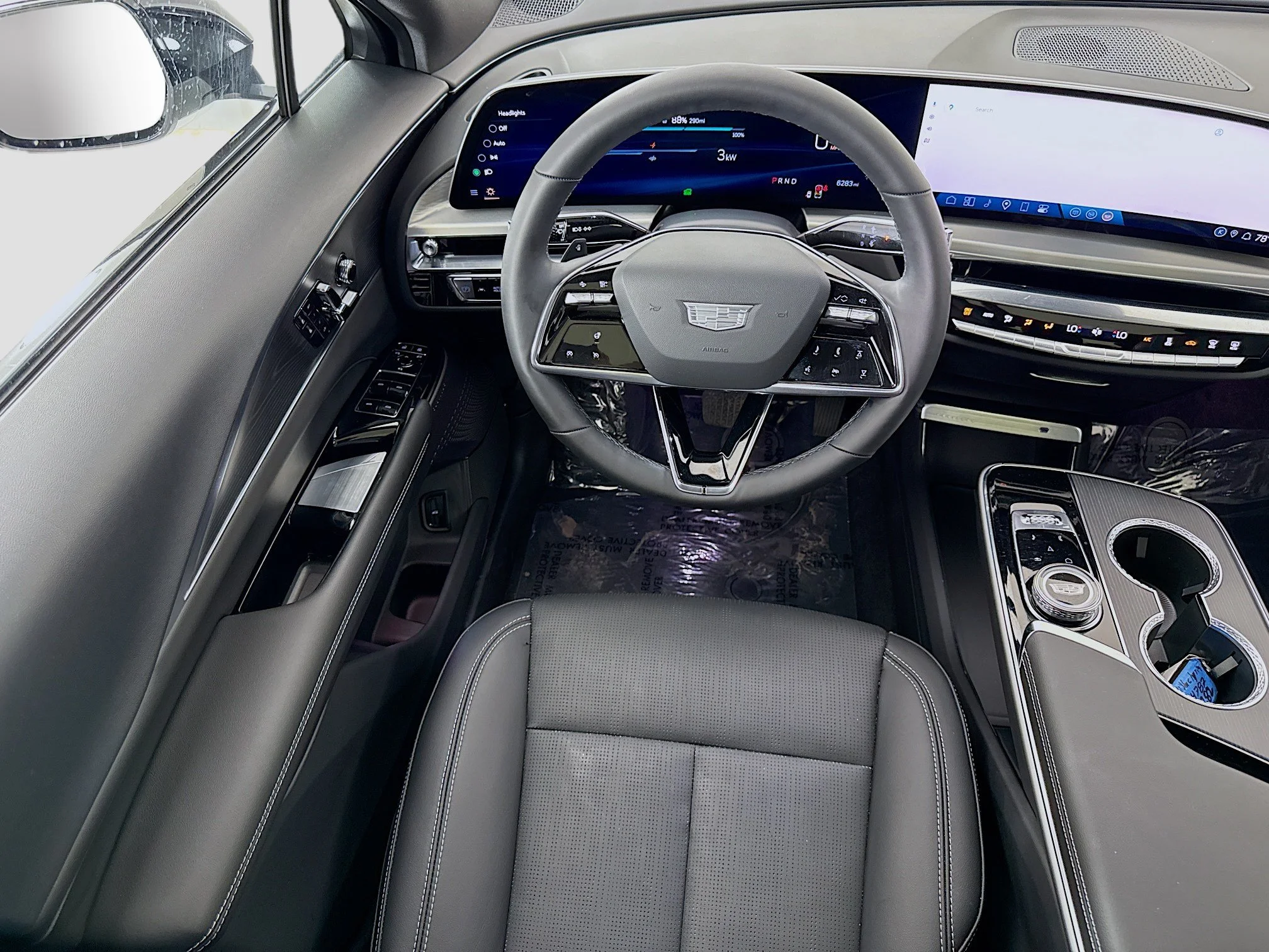 Used 2025 Crystal White Tricoat Cadillac Sport 1 image 26