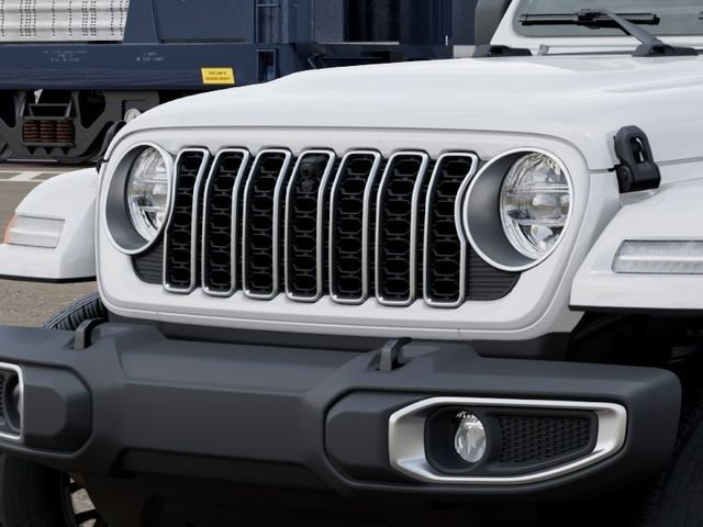 New 2026 Bright White Clear-Coat Exterior Paint Jeep Sahara image 11
