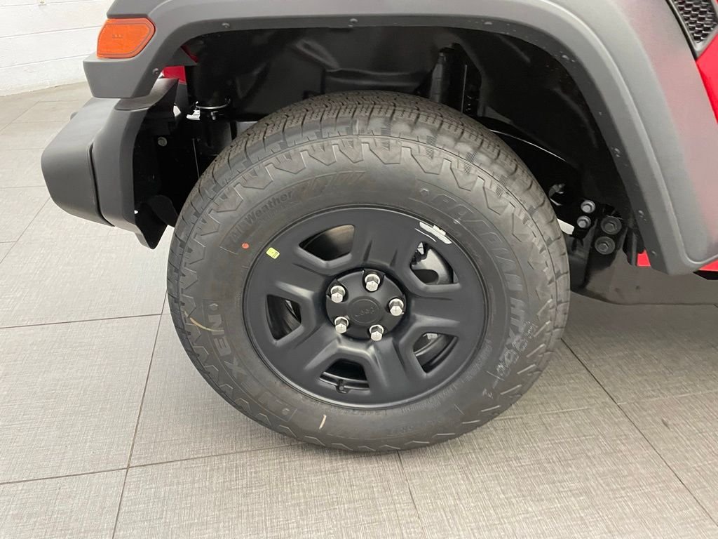 New 2026 Firecracker Red Clear-Coat Exterior Paint Jeep Sport image 8