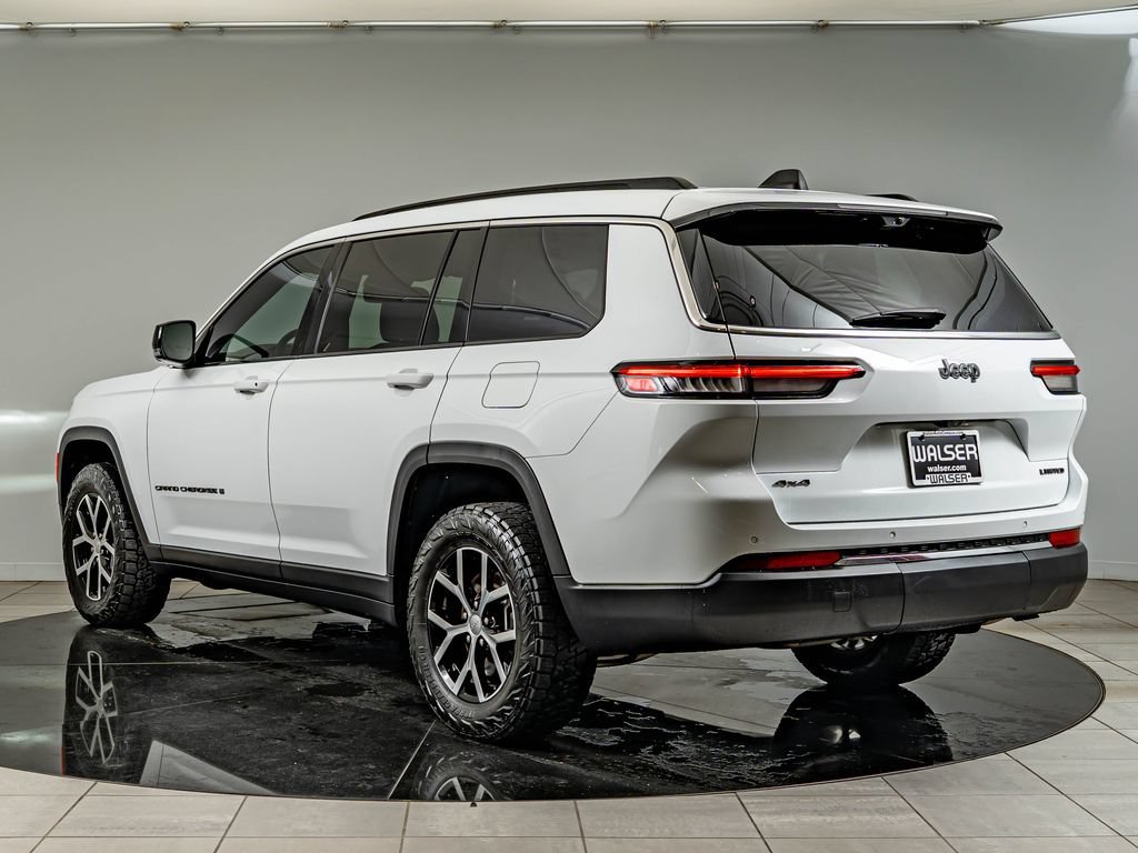 Used 2024 Bright White Clearcoat Jeep Limited image 7