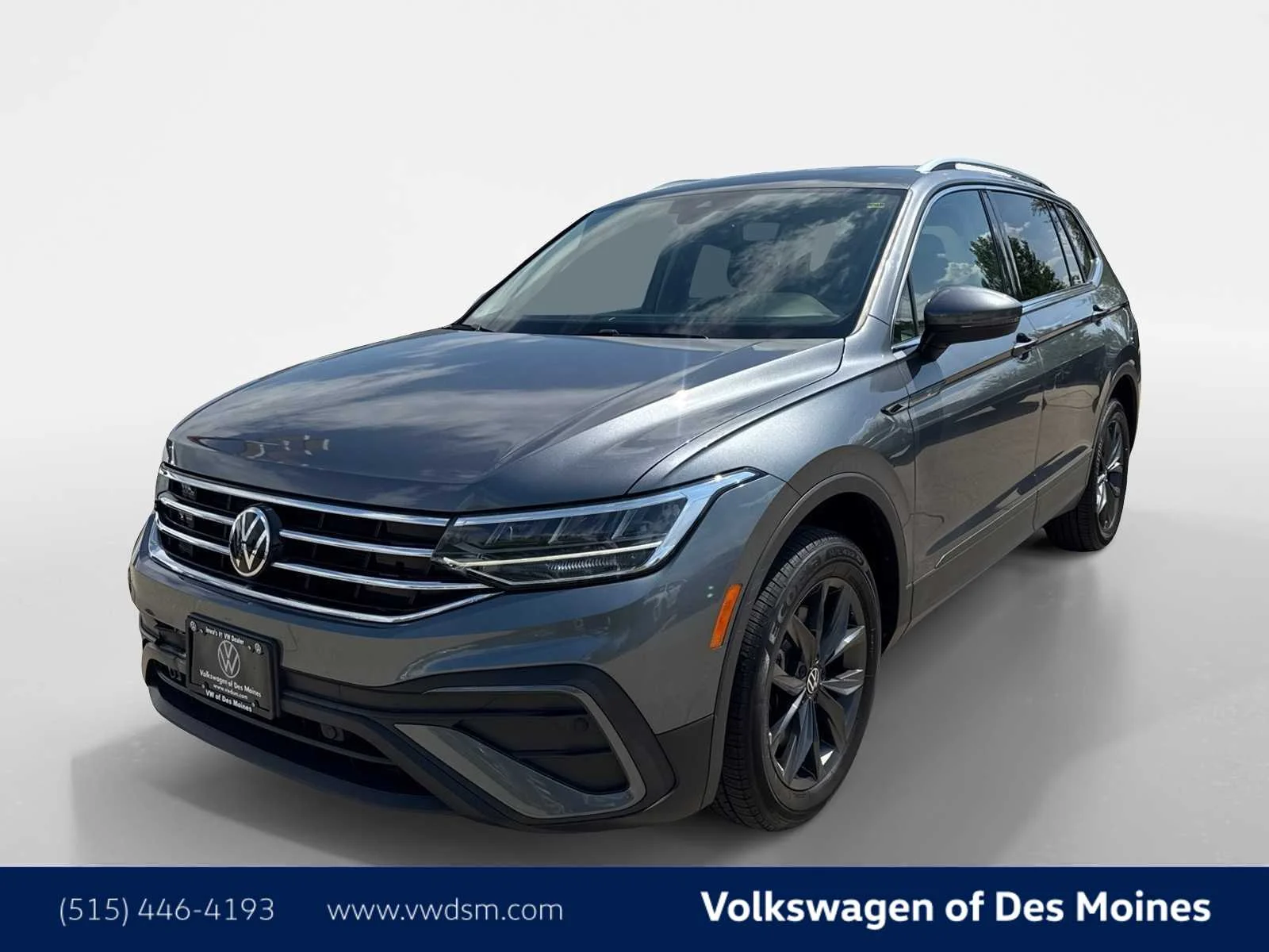 2023 Volkswagen Tiguan 2.0T SE 4Motion's photo
