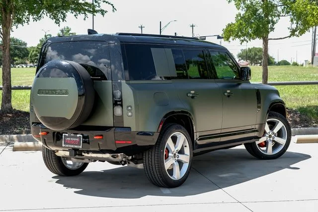 New 2026 Green Land Rover X image 10