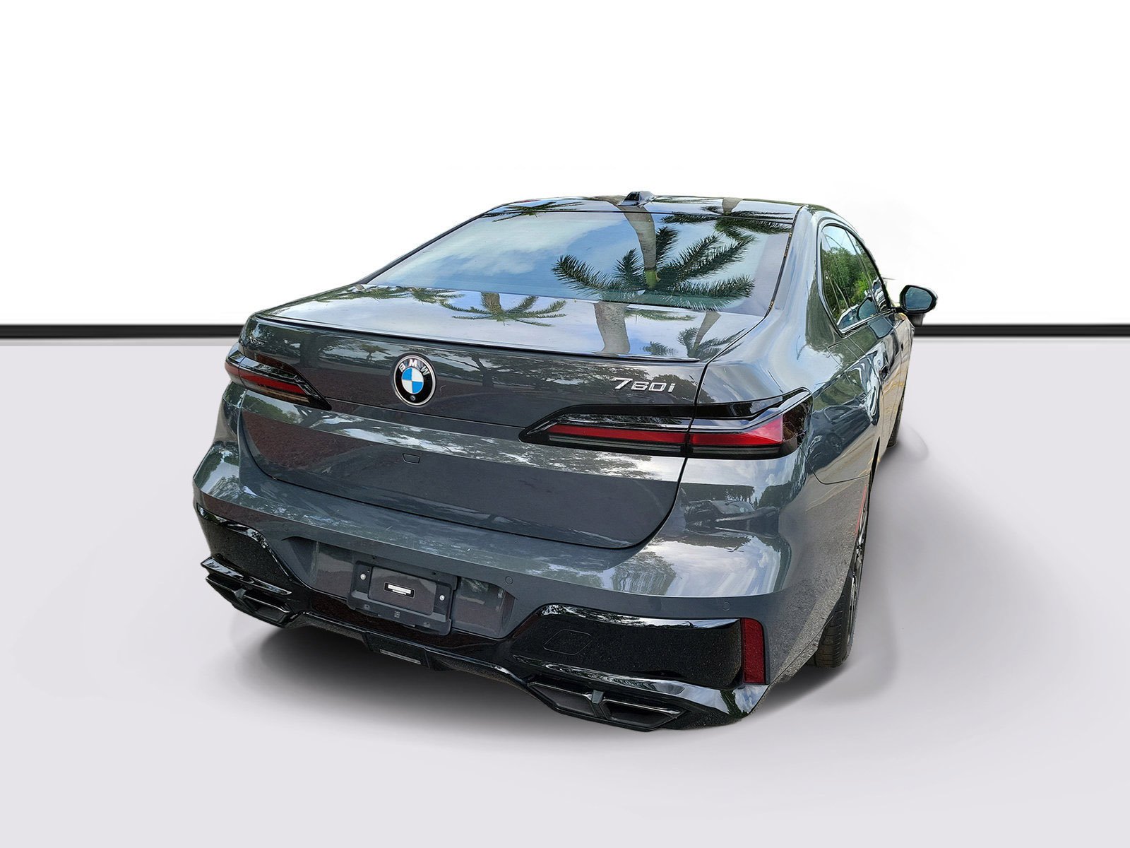 Used 2023 Dravit Grey Metallic BMW 760i xDrive image 4