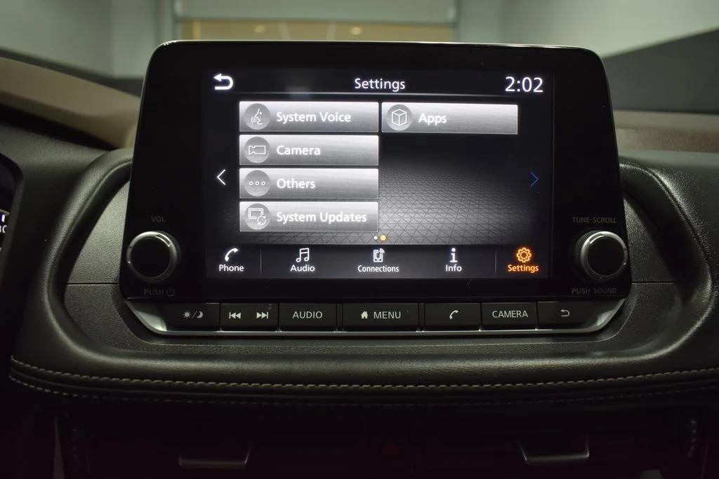 Certified Used 2023 White Nissan SL image 24