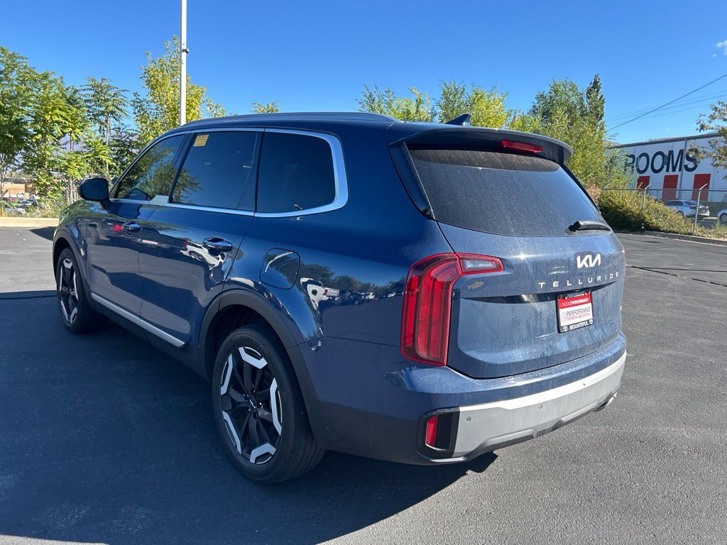 Used 2023 Midnight Lake Blue Kia S image 11