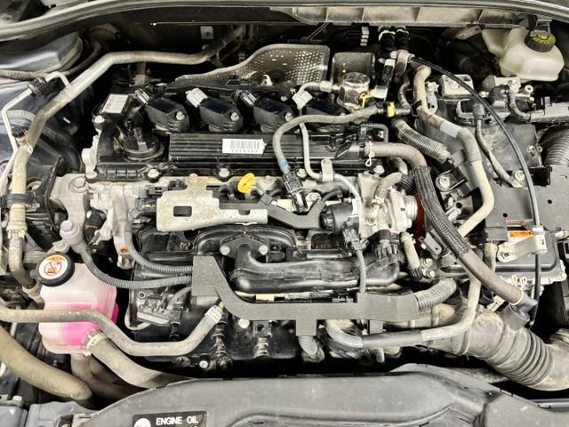 Used 2024  Toyota Hybrid SE image 25