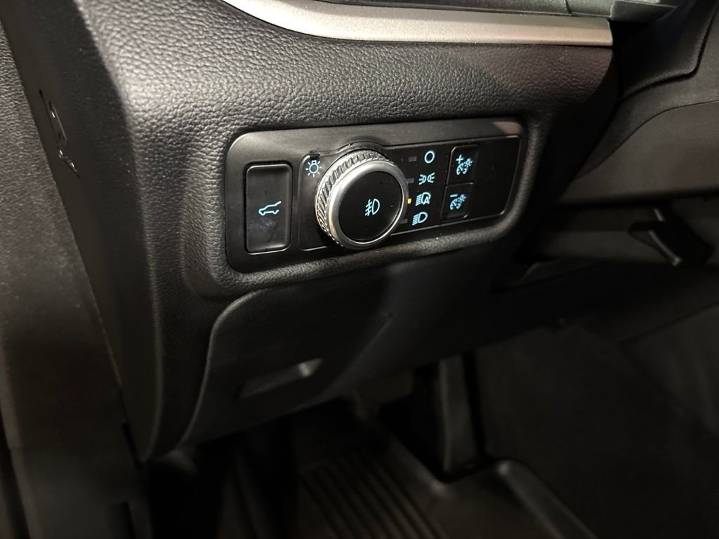 Used 2023 Gray Ford XLT image 13