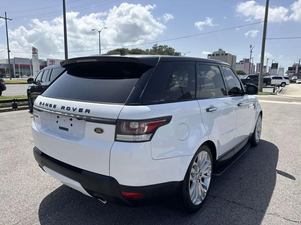 Used 2016 White Land Rover HSE Td6 image 7