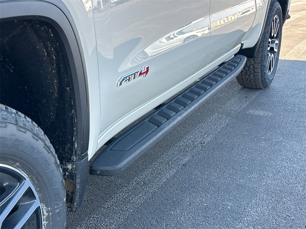 2026 GMC SIERRA - Image 11