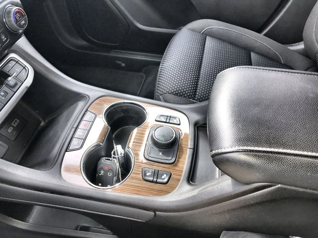 Certified Used 2023 White GMC SLE image 20