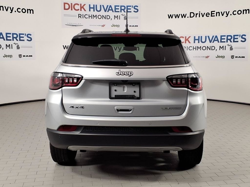 Used 2024 Silver Jeep Limited image 5