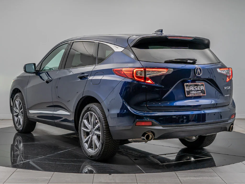 Used 2020 Fathom Blue Pearl Acura Technology Package image 6
