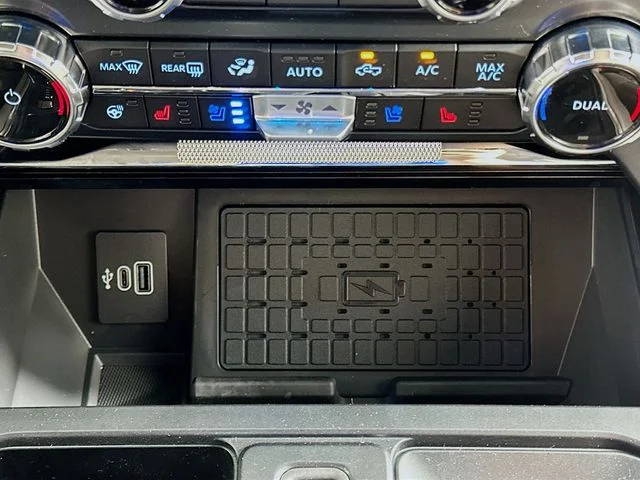 New 2026 Black Ford Platinum image 18