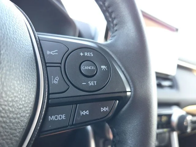 Used 2023 White Toyota XLE image 24