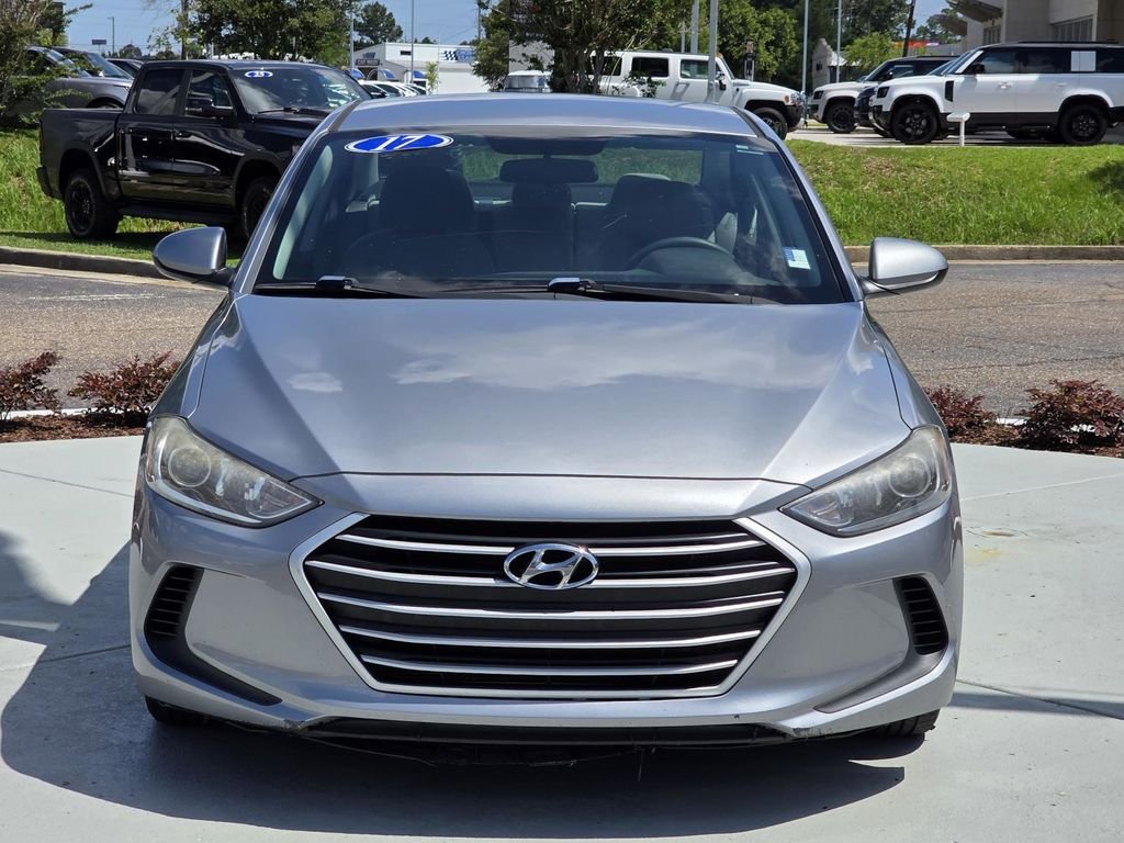 Used 2017 Hyundai Elantra SE with VIN 5NPD84LF7HH181565 for sale in Mobile, AL