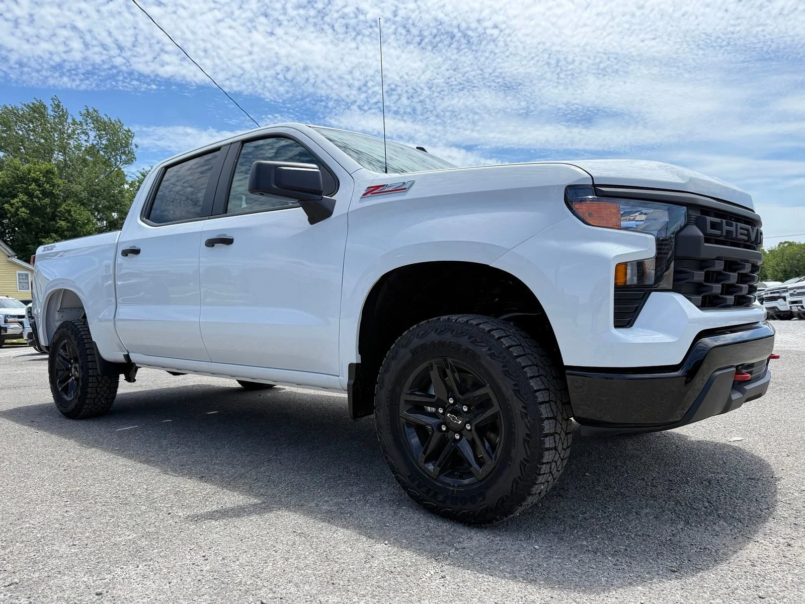 New 2026 Summit White Chevrolet Custom Trail Boss image 9