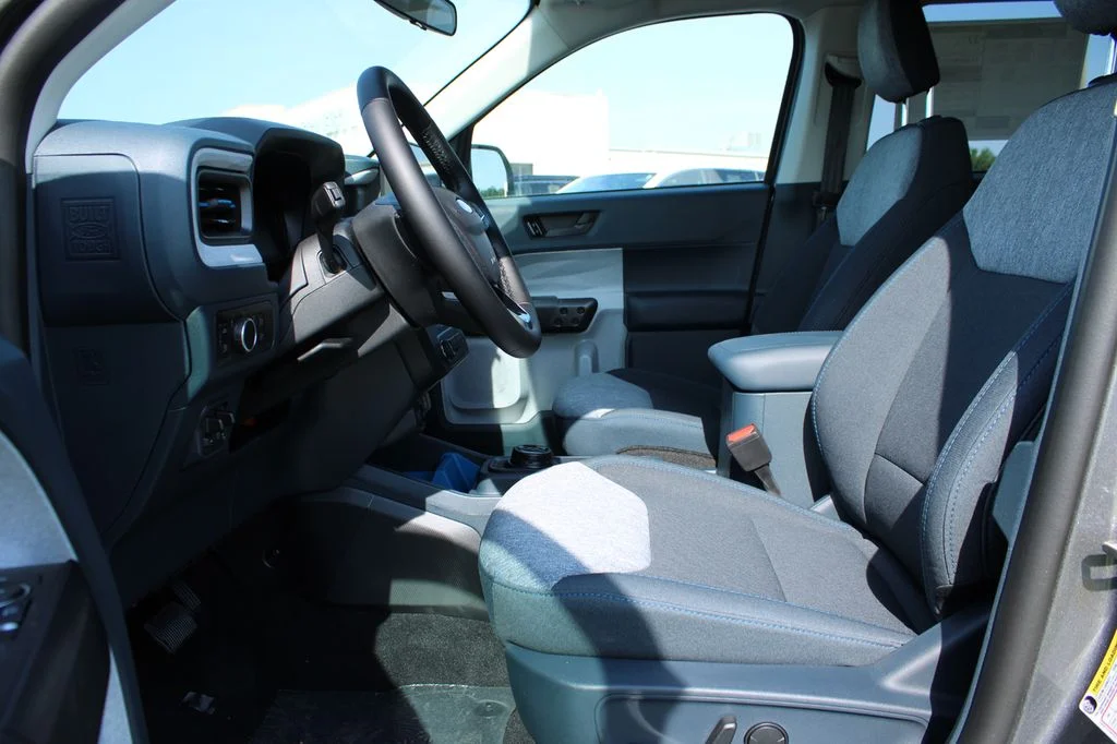 New 2026 Carbonized Gray Metallic Ford XLT image 33