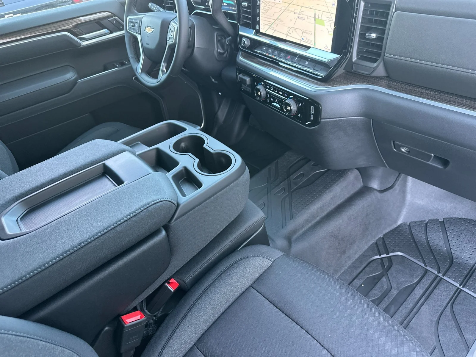 2026 Chevrolet Silverado 1500 LT - Photo 15