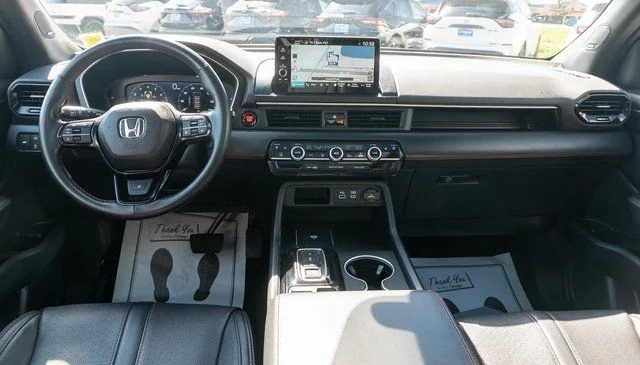 Used 2025  Honda Black Edition image 16