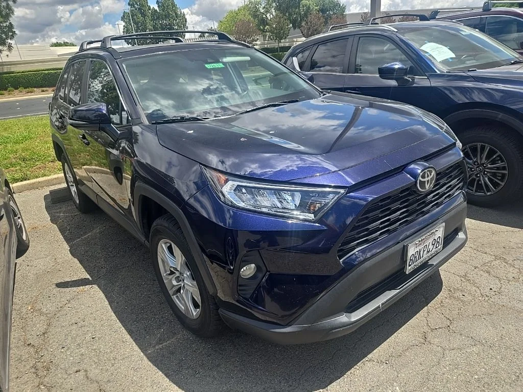 2020 Toyota RAV4 XLE AWD's photo