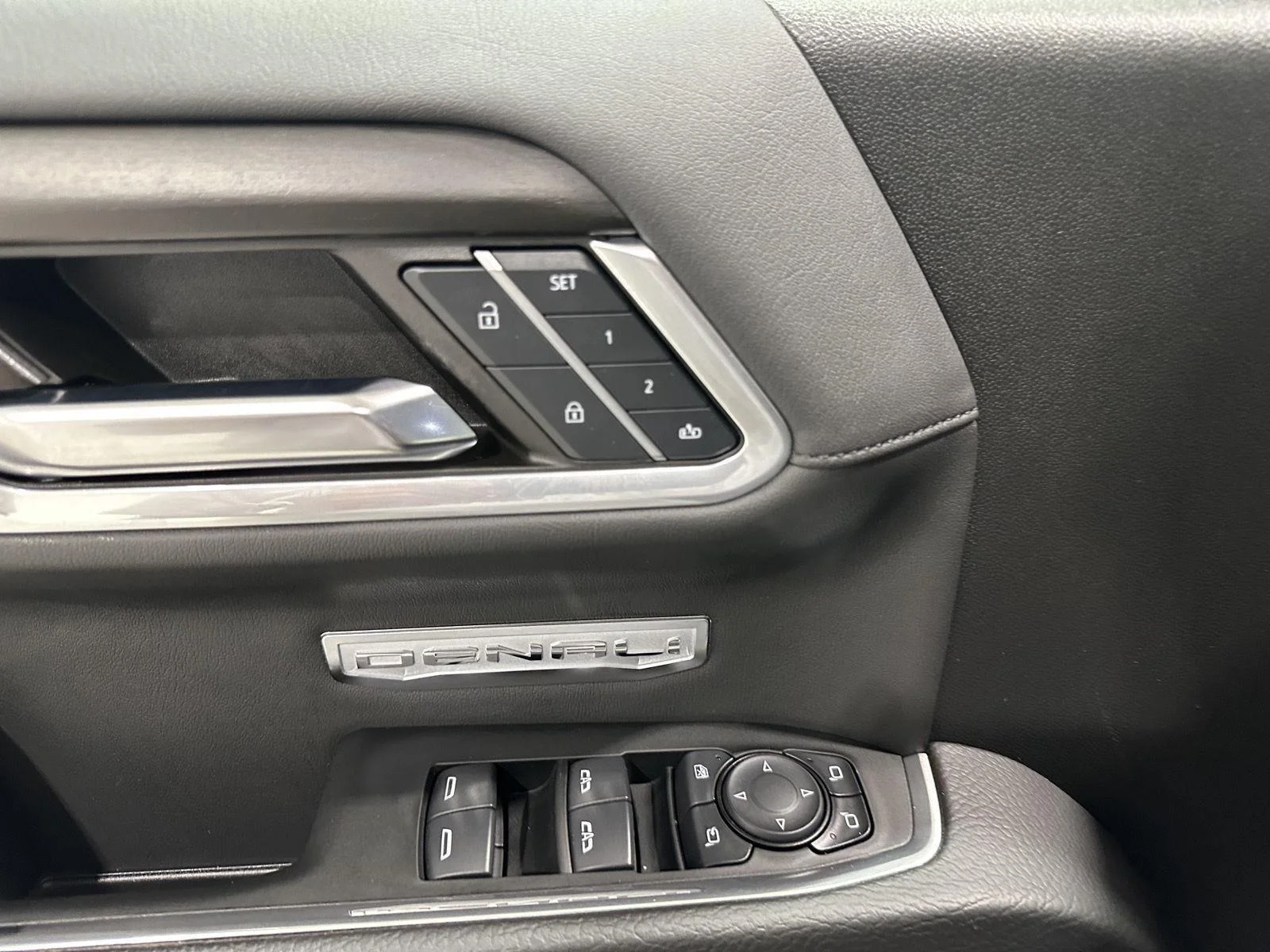 Used 2024 Downpour Metallic GMC Denali image 20