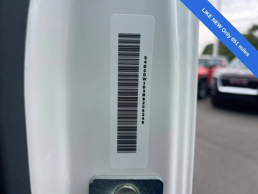 Used 2024 Arc White Chevrolet 1WT image 24