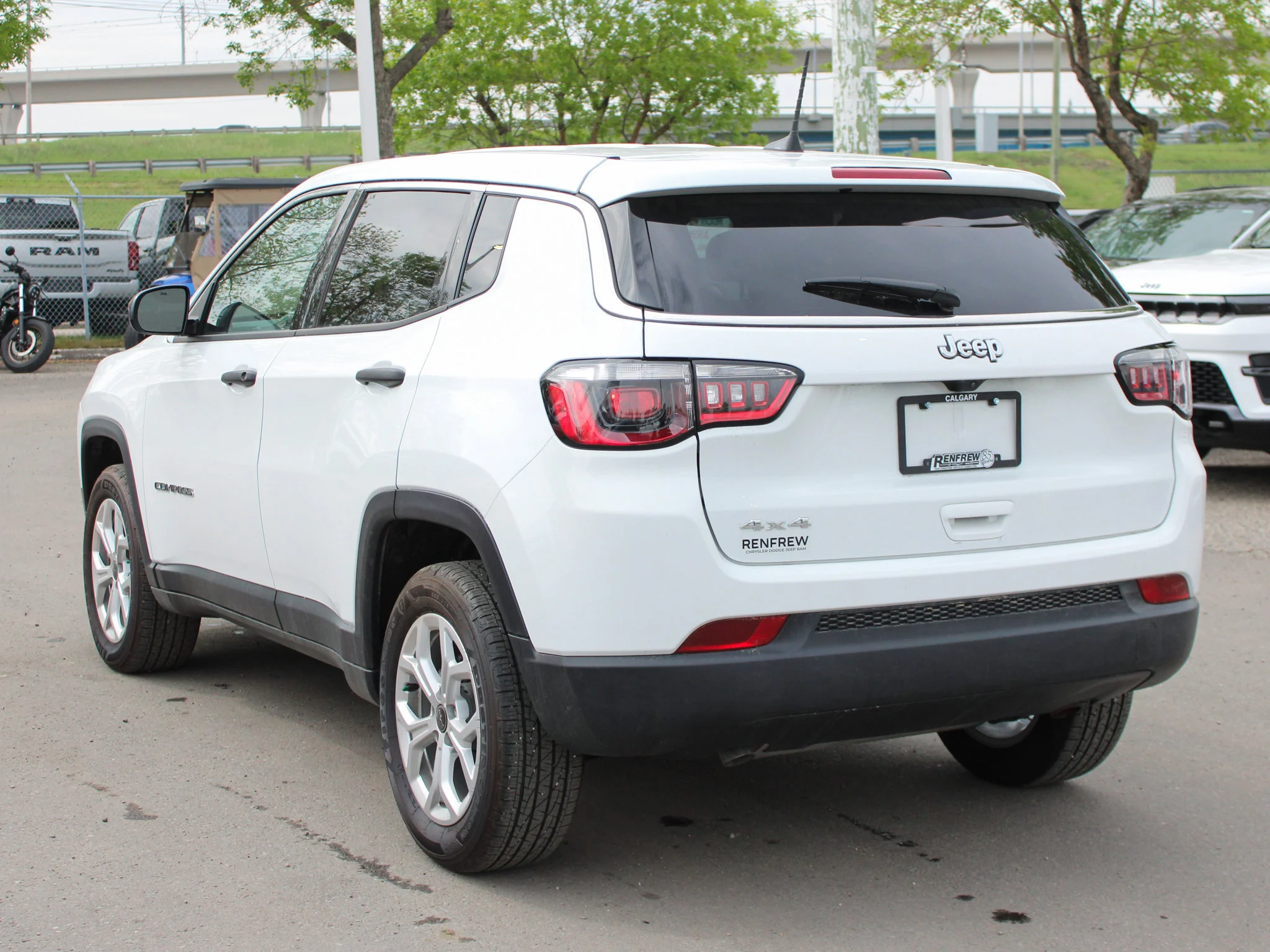 Certified Used 2025 White Jeep Sport * No Accidents | Heated Seats | Backup Camera | Forward Collision Warning image 13