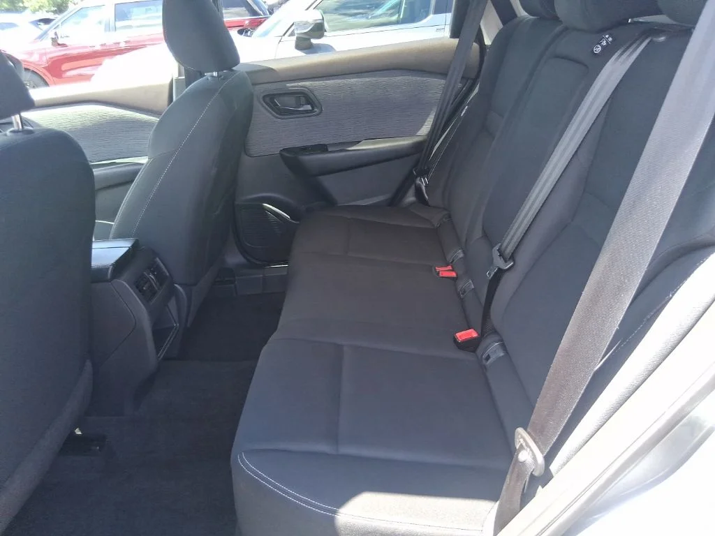 Used 2023 Gray Nissan S image 14