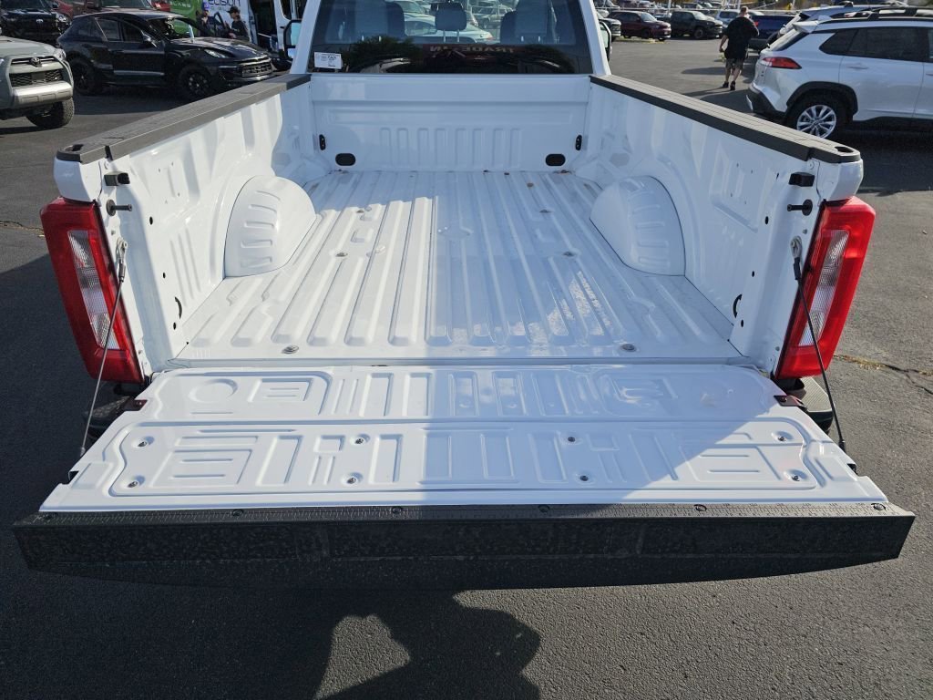 New 2026 Oxford White Ford XL image 26
