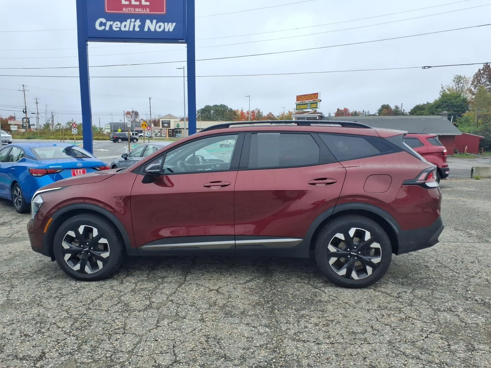 Used 2023 Red Kia X-Line image 7