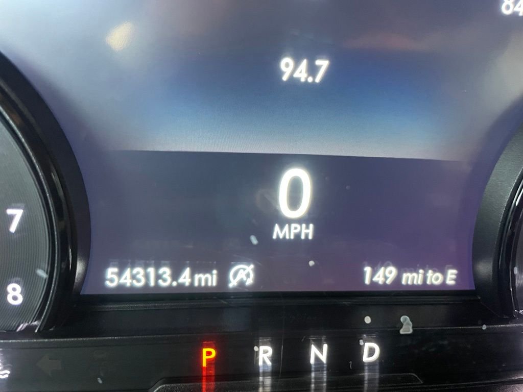 Used 2021 Red Lincoln Standard image 7