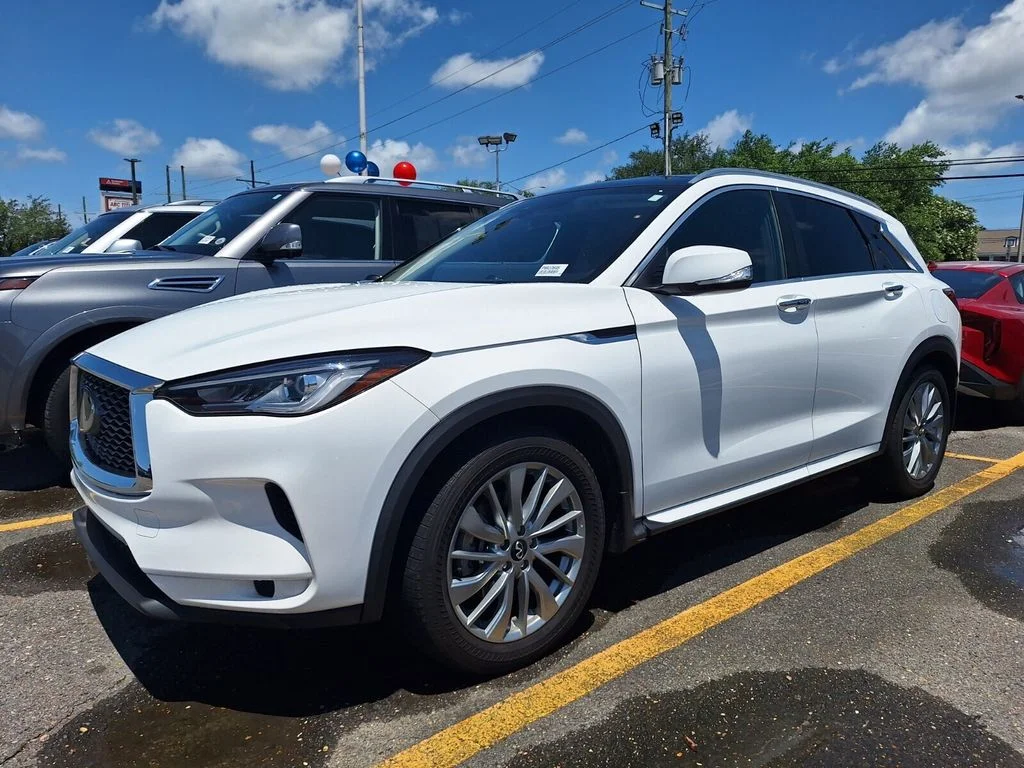 2023 INFINITI QX50 Luxe FWD's photo