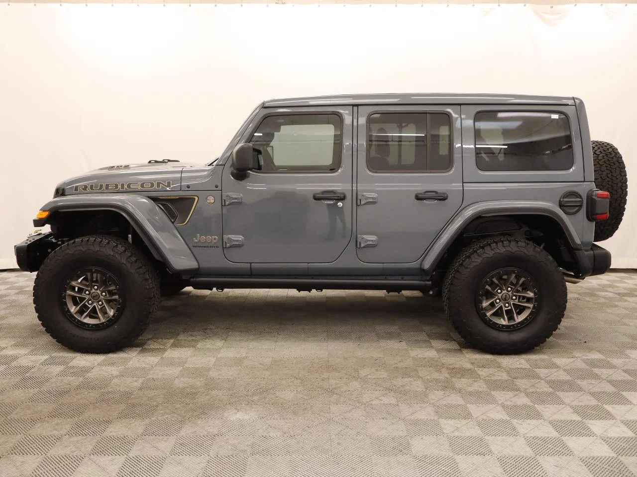 Certified Used 2025 Anvil Clearcoat Jeep Rubicon 392 Final Edition image 2