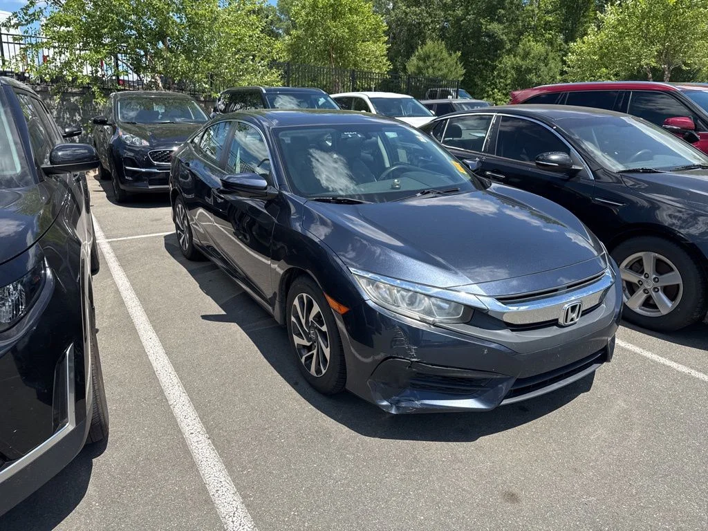 Used 2016  Honda EX image 7