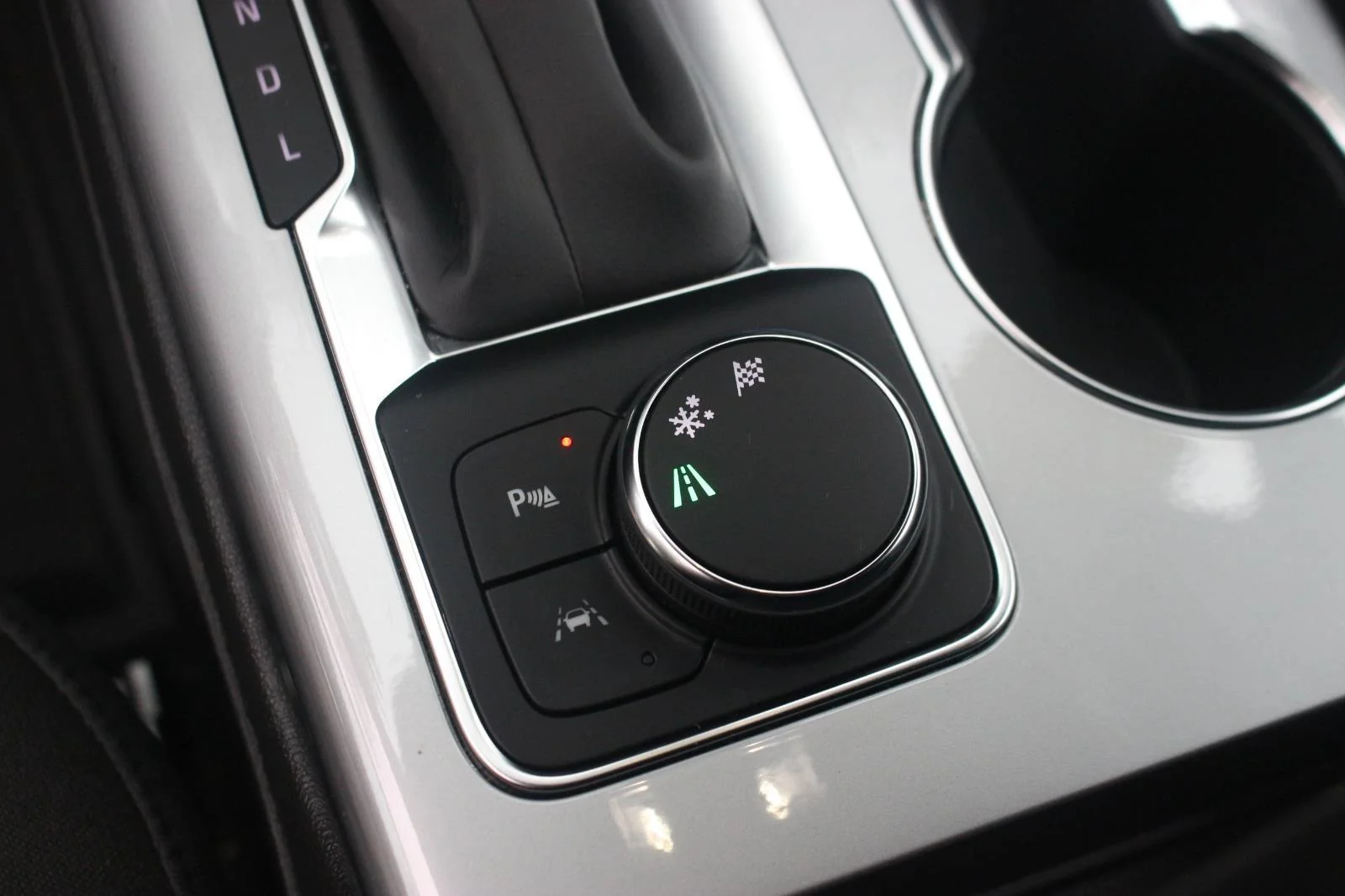 Used 2024 Black Chevrolet 2LT image 22