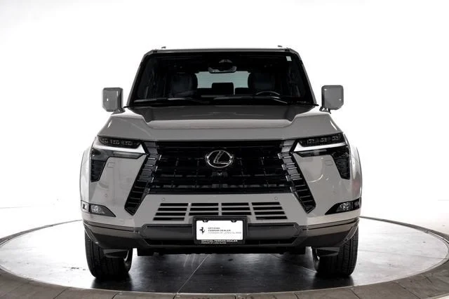 Used 2025 Incognito Lexus 550 Premium+ image 9