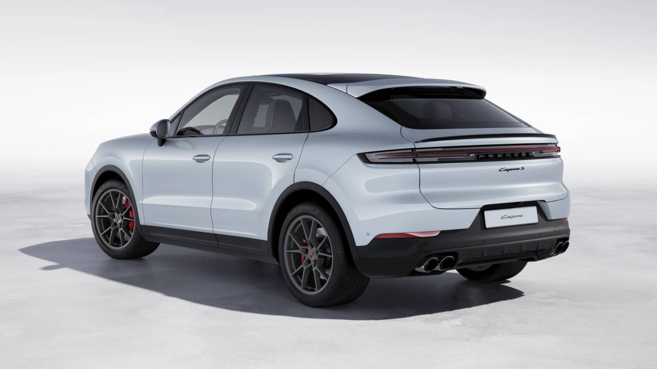 2026 Porsche Cayenne S Coupe photo 3