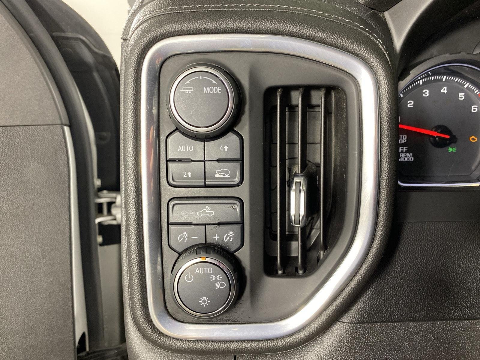 Used 2021 Silver Ice Metallic Chevrolet LT image 23