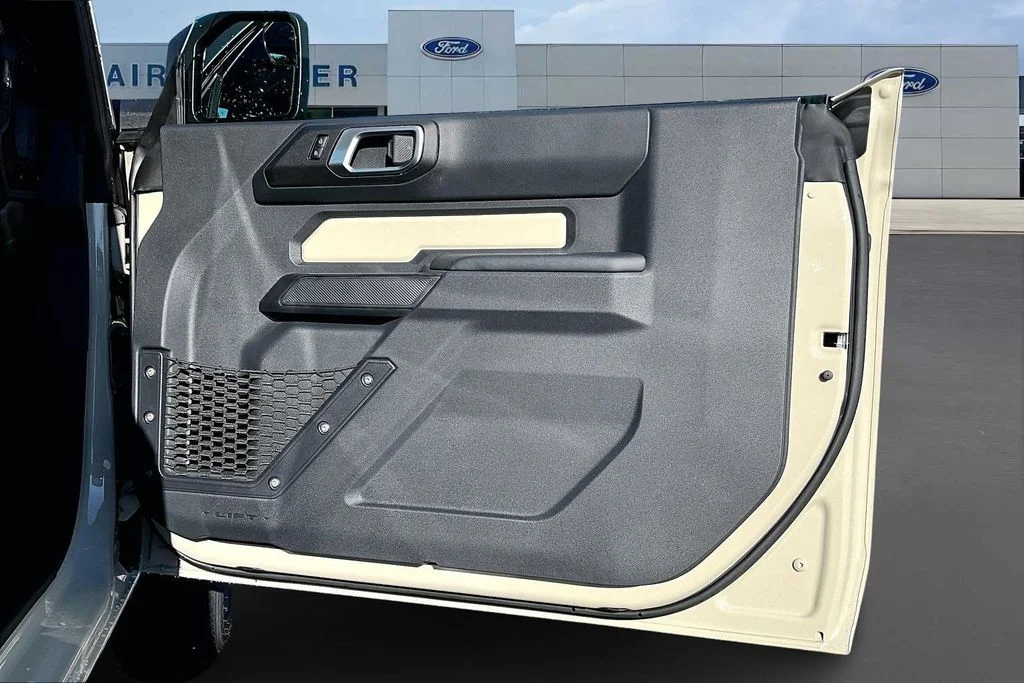 New 2025 Beige Ford Base image 28