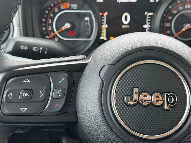 New 2026 Goldilocks Exterior Paint Jeep Sport S image 24
