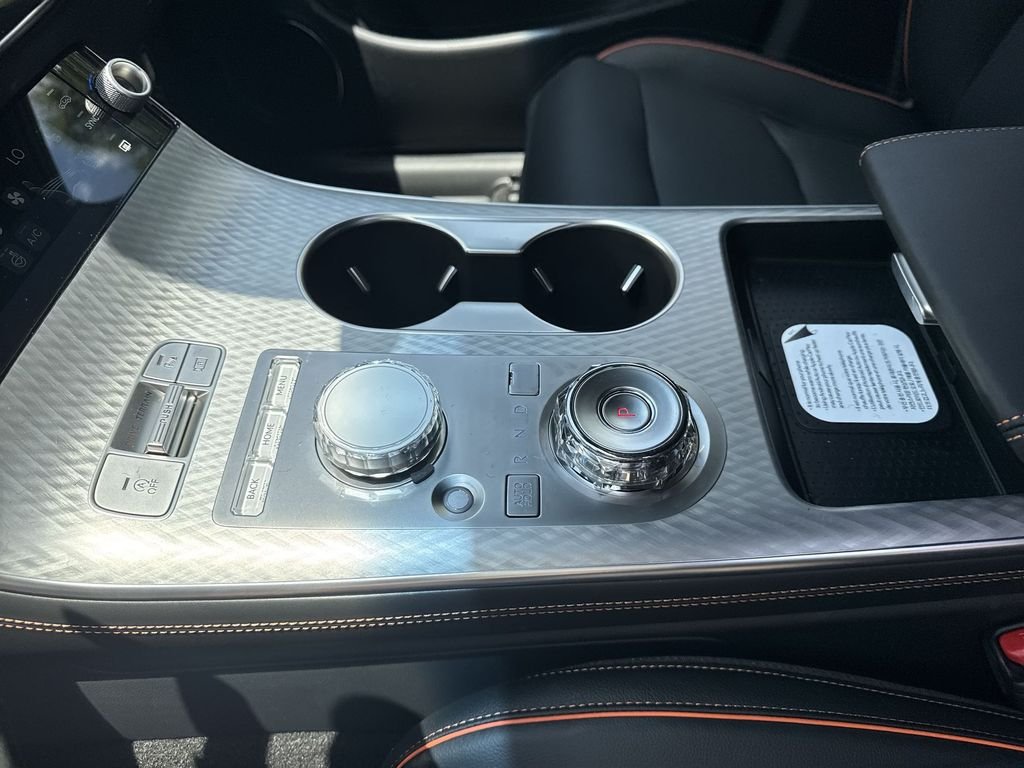 New 2026 White Genesis 2.5T SPORT PRESTIGE image 23